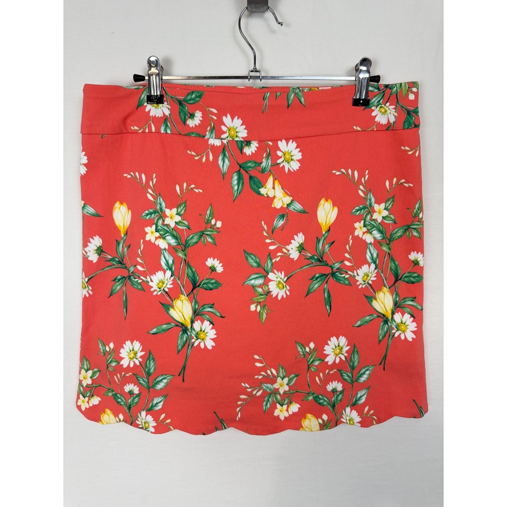 Counterparts Women's Floral Skort Size M Coral Red Scalloped Hem Daisy